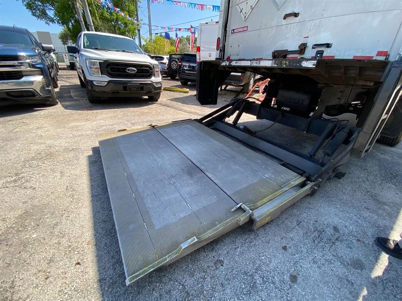 International 4300  2018
