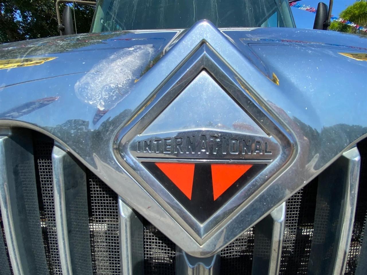 International 4300  2018