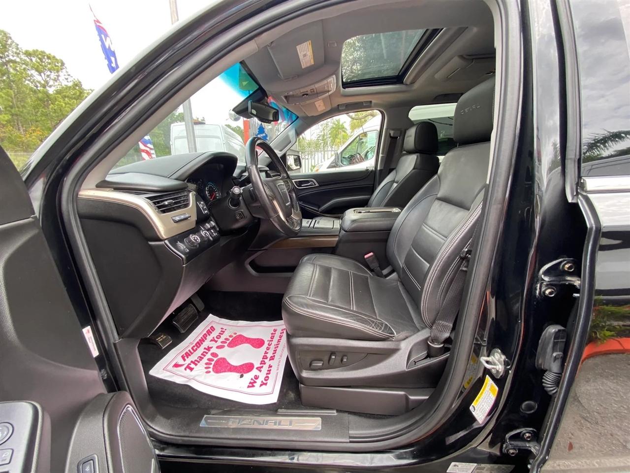 GMC Yukon XL Denali 4WD 2018