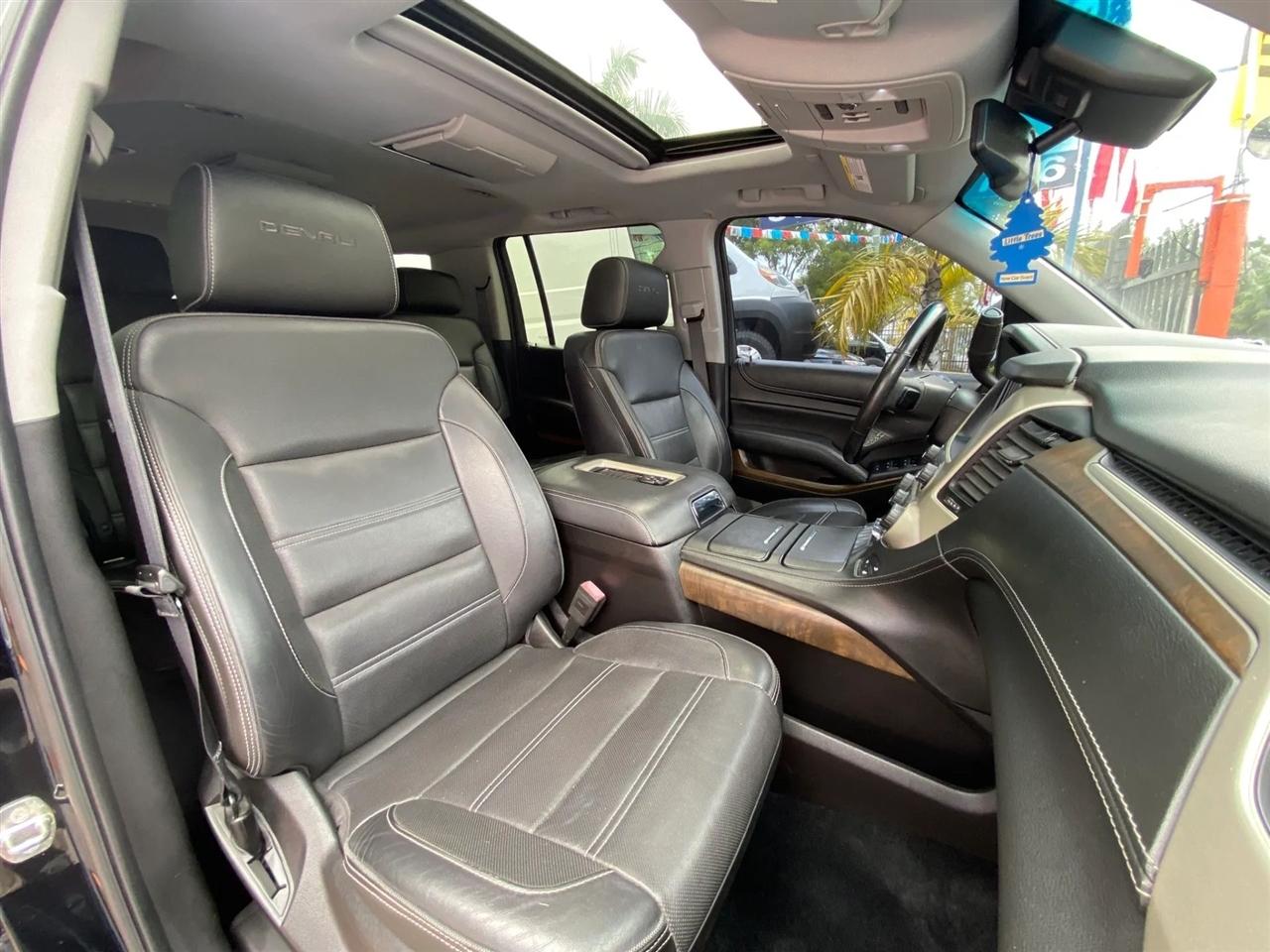 GMC Yukon XL Denali 4WD 2018