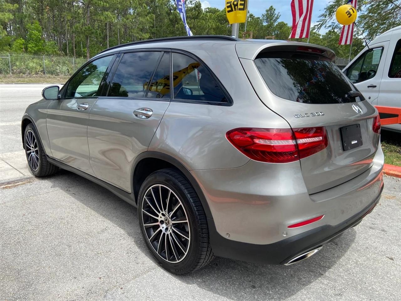 Mercedes-Benz GLC-Class GLC300 2019