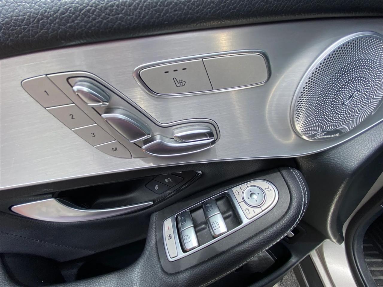 Mercedes-Benz GLC-Class GLC300 2019