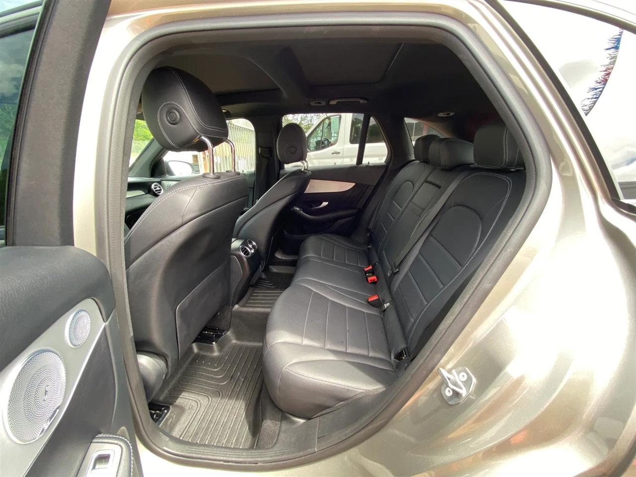 Mercedes-Benz GLC-Class GLC300 2019