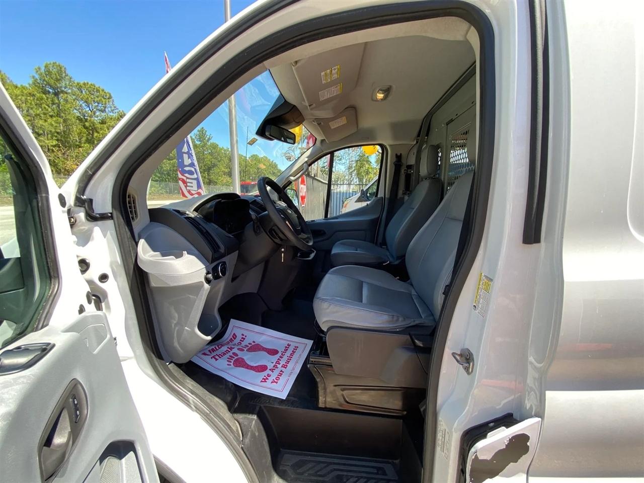 Ford Transit 250 Van Low Roof w/Sliding Pass. 130-in. WB 2016