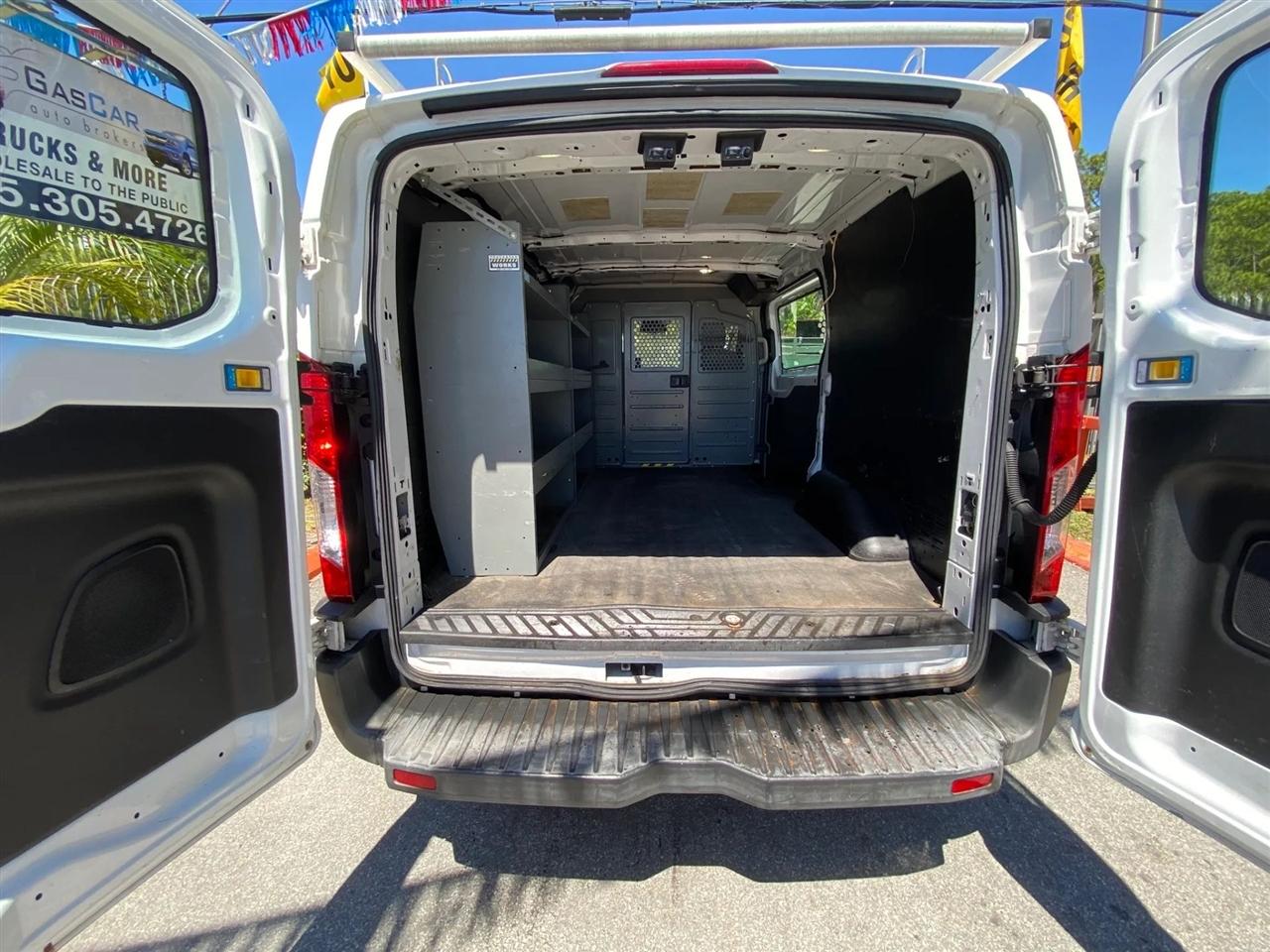 Ford Transit 250 Van Low Roof w/Sliding Pass. 130-in. WB 2016