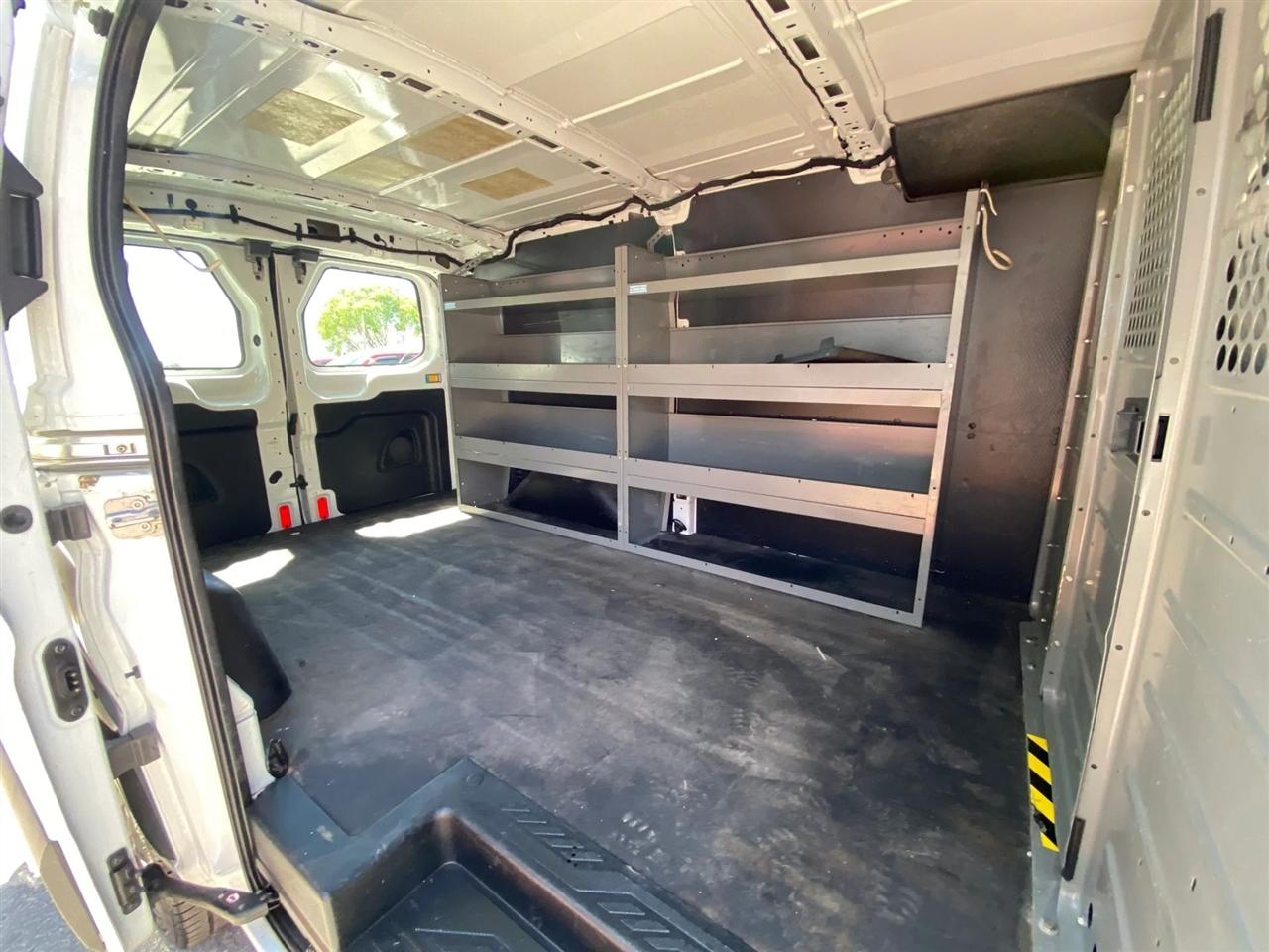 Ford Transit 250 Van Low Roof w/Sliding Pass. 130-in. WB 2016