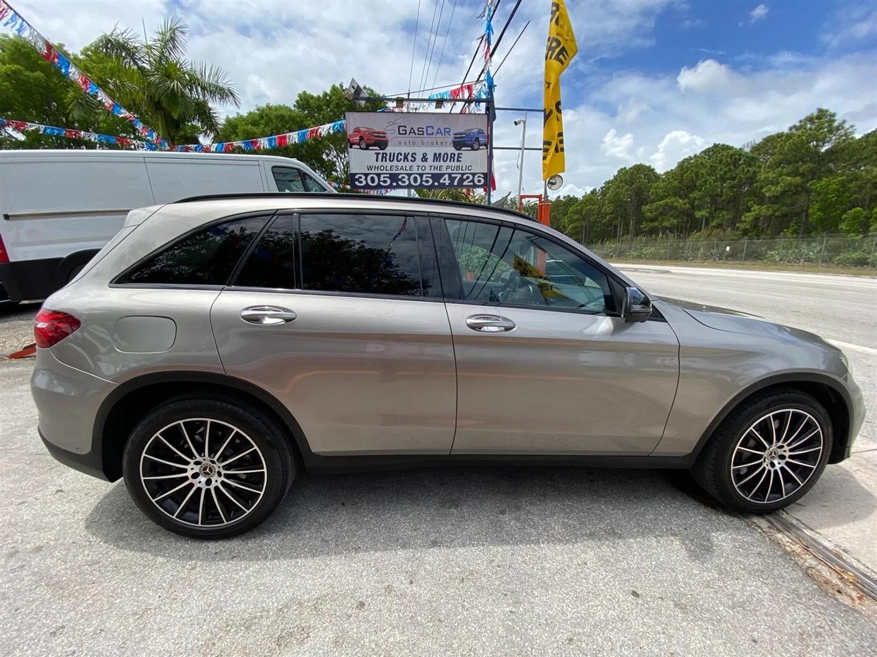 Mercedes-Benz GLC-Class GLC300 2019