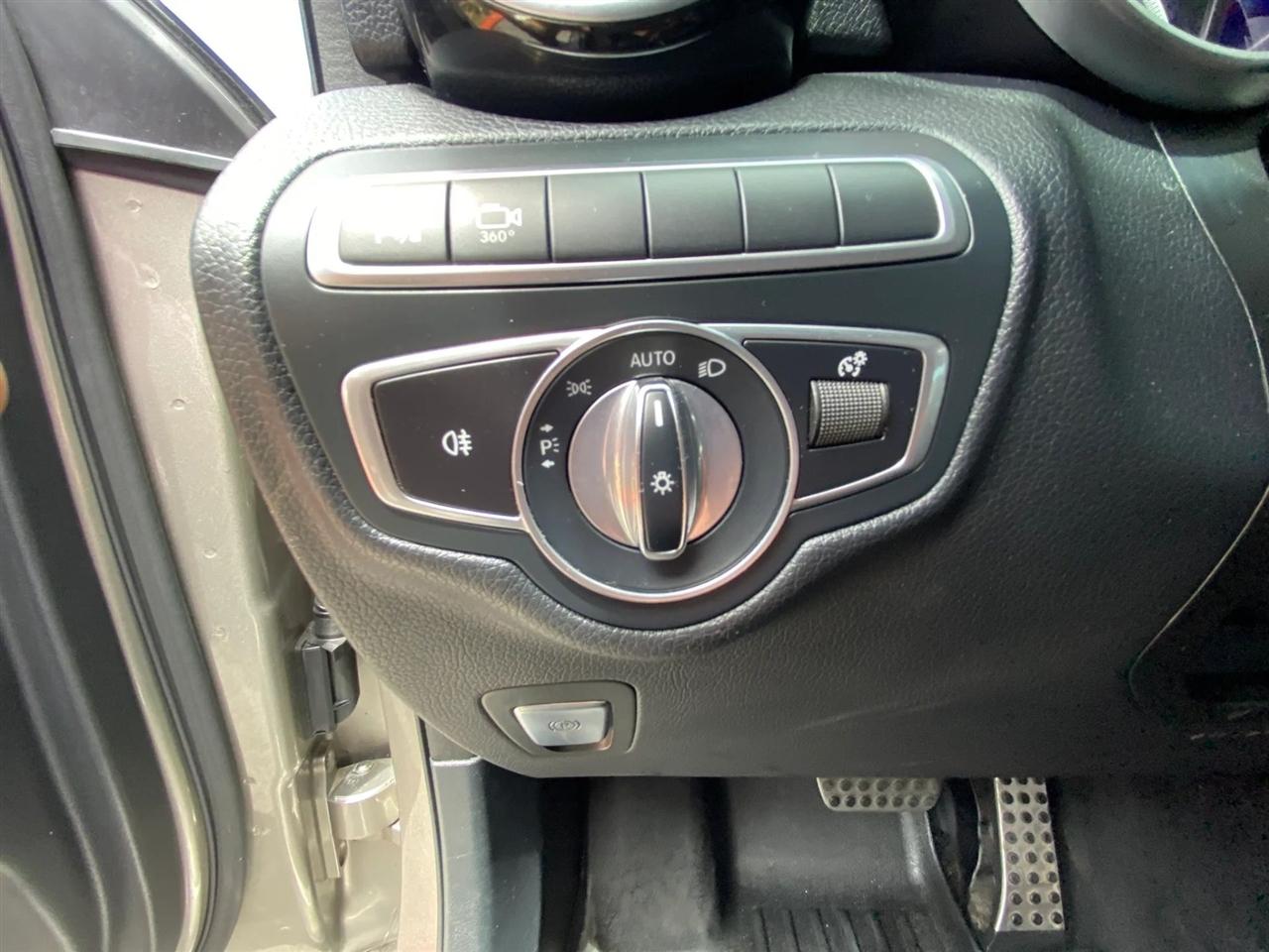 Mercedes-Benz GLC-Class GLC300 2019