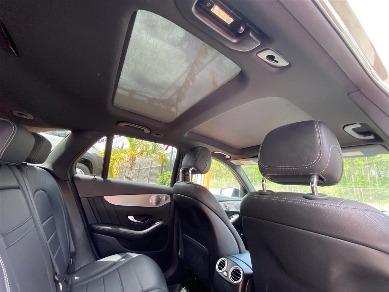 Mercedes-Benz GLC-Class GLC300 2019