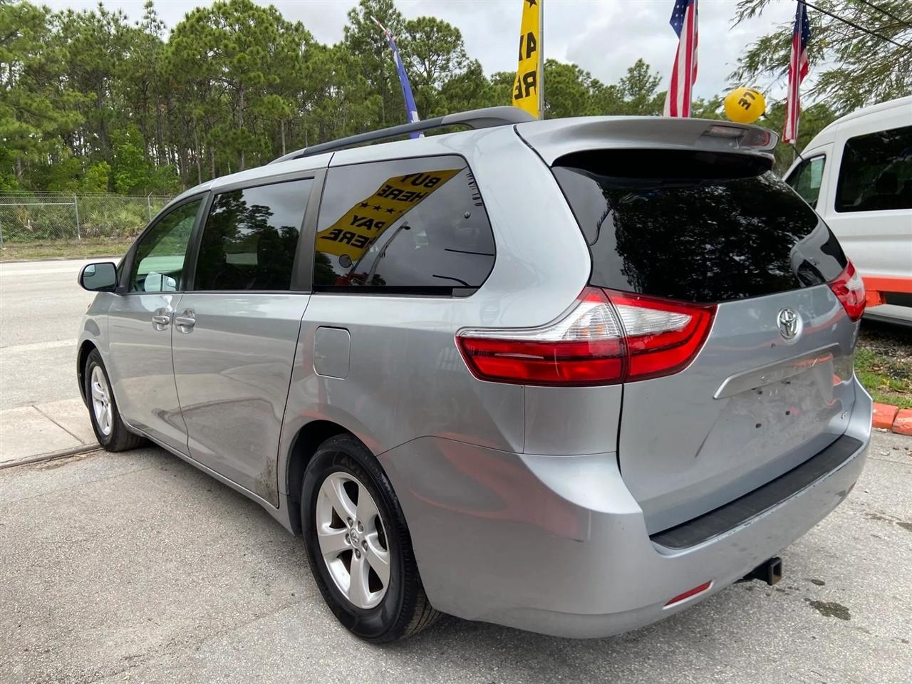 Toyota Sienna LE FWD 8-Passenger V6 2015