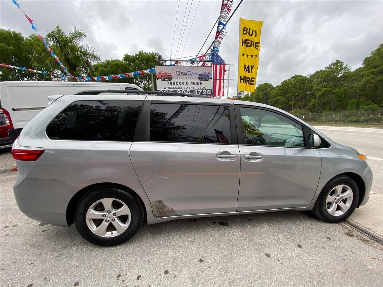Toyota Sienna LE FWD 8-Passenger V6 2015