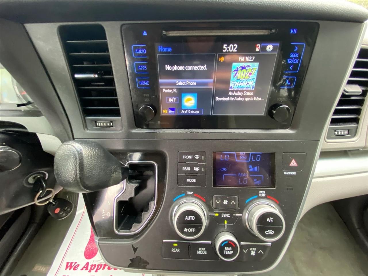 Toyota Sienna LE FWD 8-Passenger V6 2015