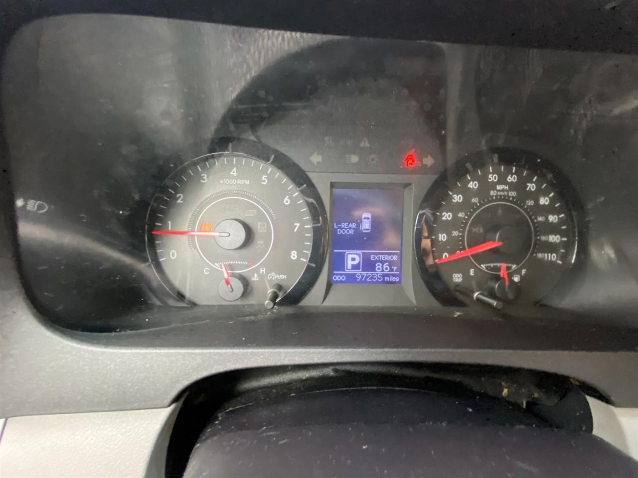 Toyota Sienna LE FWD 8-Passenger V6 2015