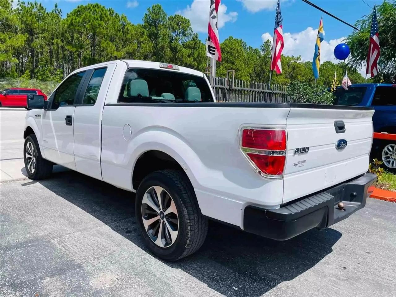 Ford F-150 XL SuperCab 6.5-ft. Bed 2WD 2013