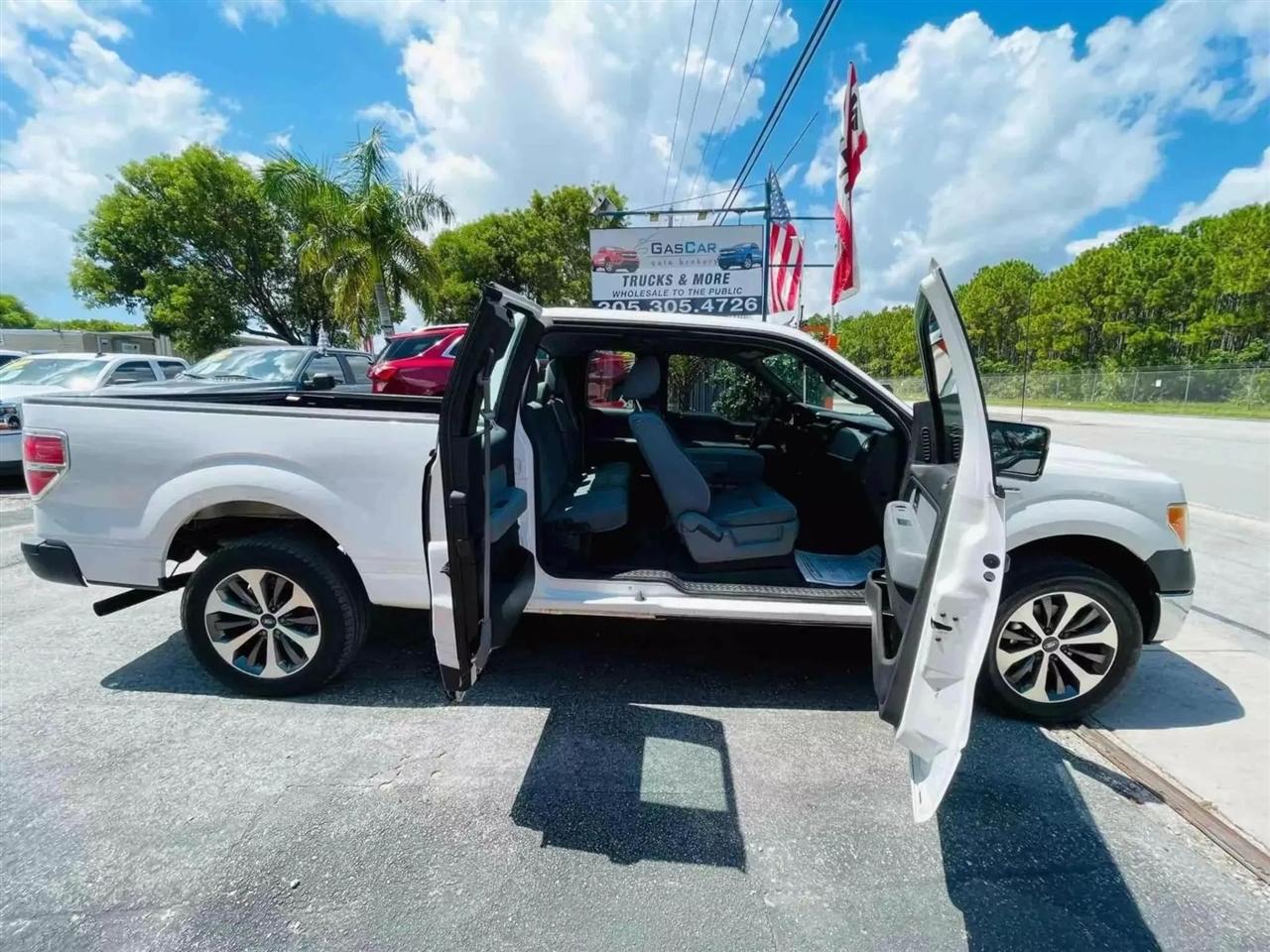 Ford F-150 XL SuperCab 6.5-ft. Bed 2WD 2013