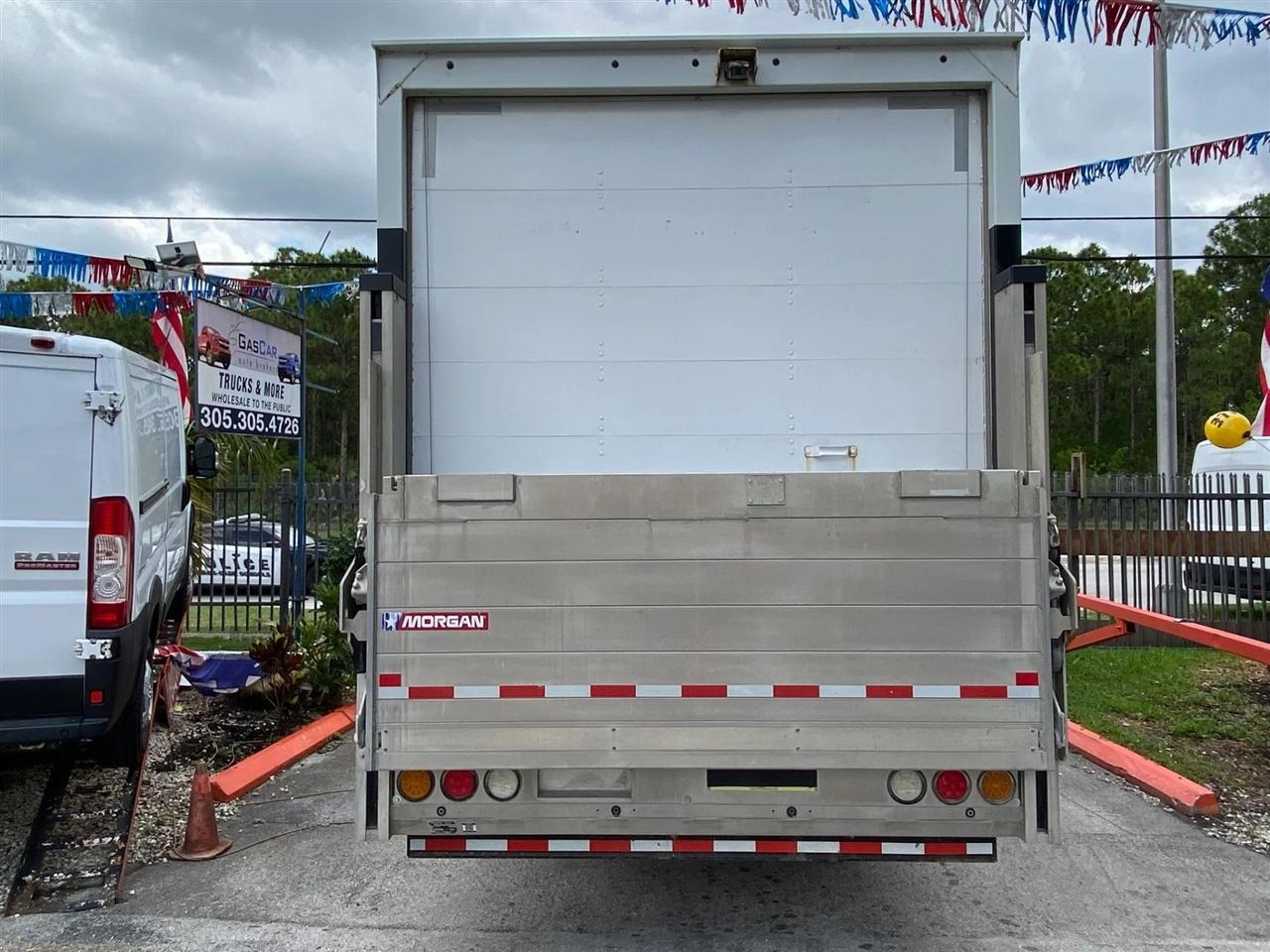 Isuzu NPR HD  2019