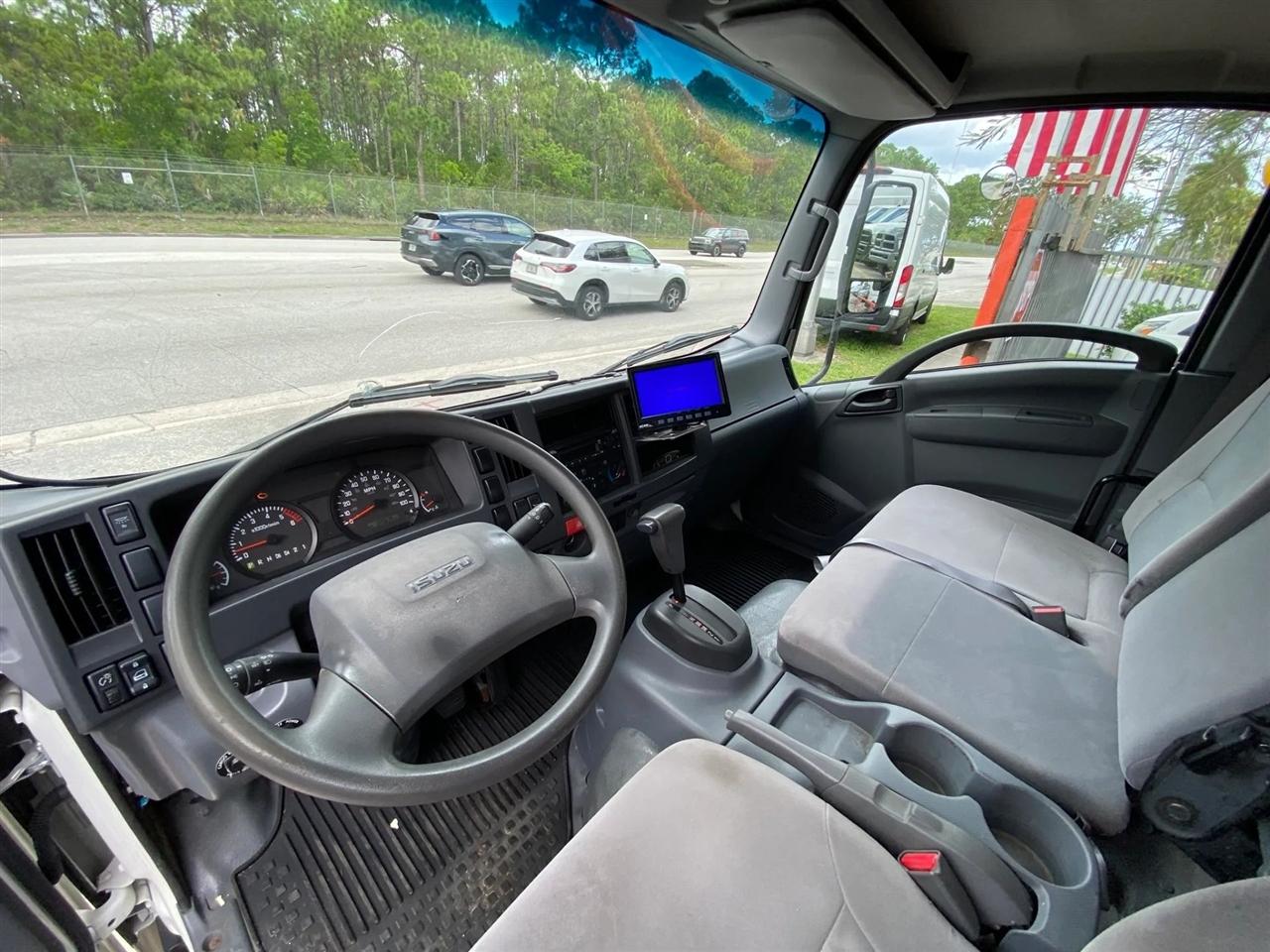 Isuzu NPR HD  2019