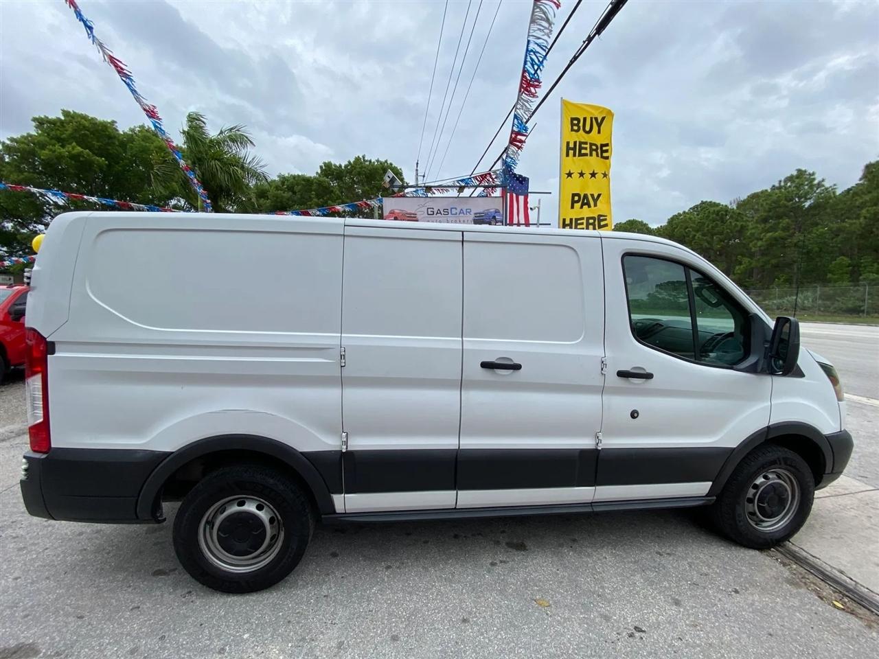 Ford Transit 150 Van Low Roof 60/40 Pass. 130-in. WB 2017