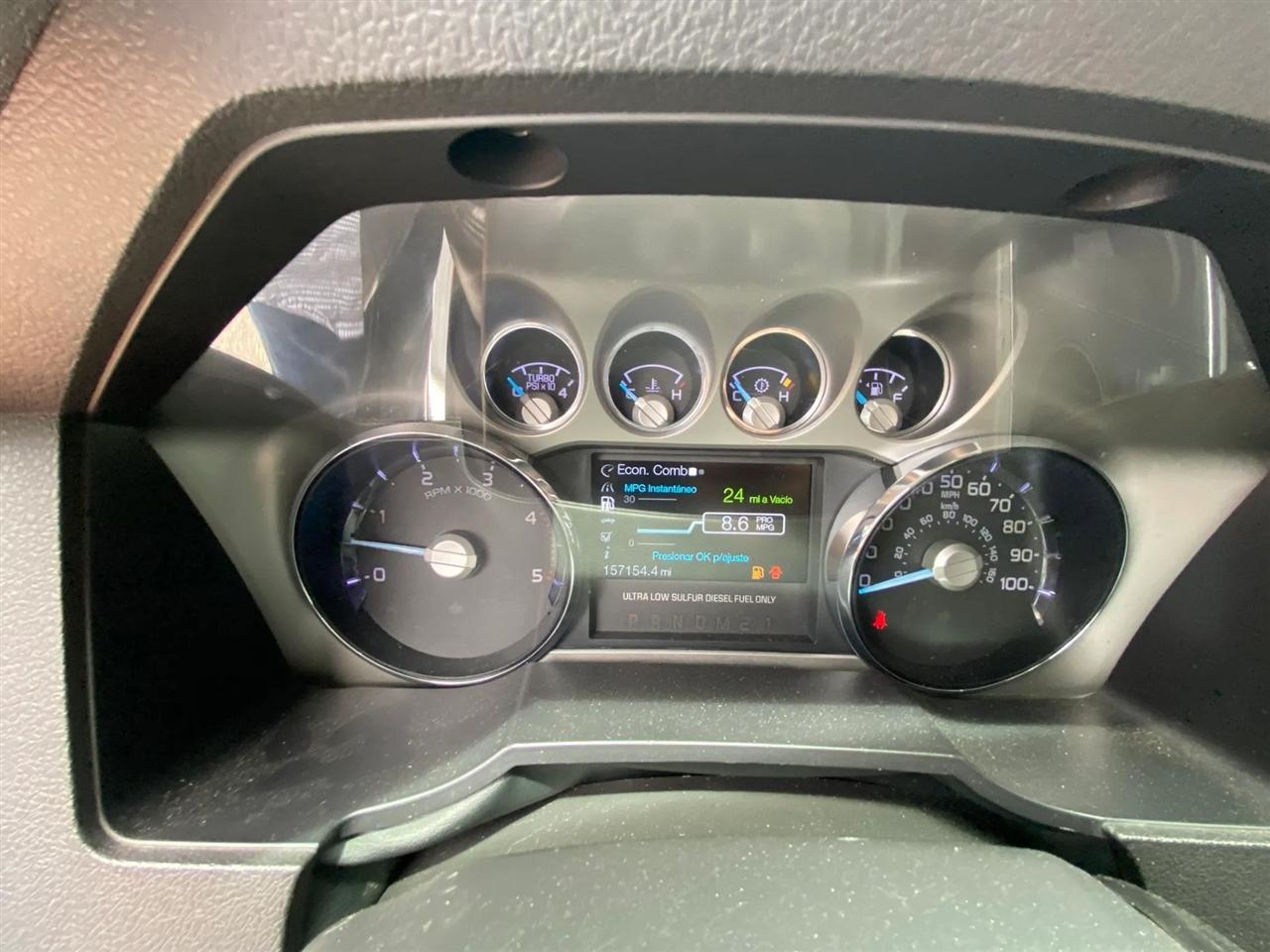 Ford F-250 SD XL Crew Cab 4WD 2013