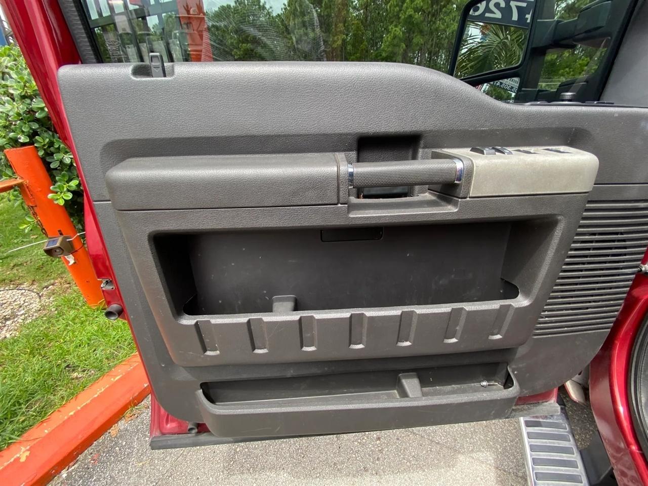 Ford F-250 SD XL Crew Cab 4WD 2013
