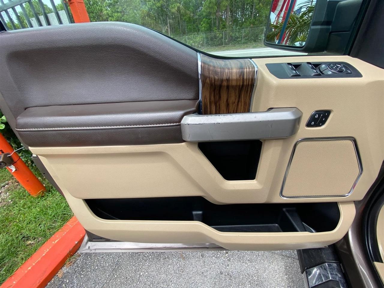 Ford F-150 Lariat SuperCrew 5.5-ft. Bed 2WD 2019