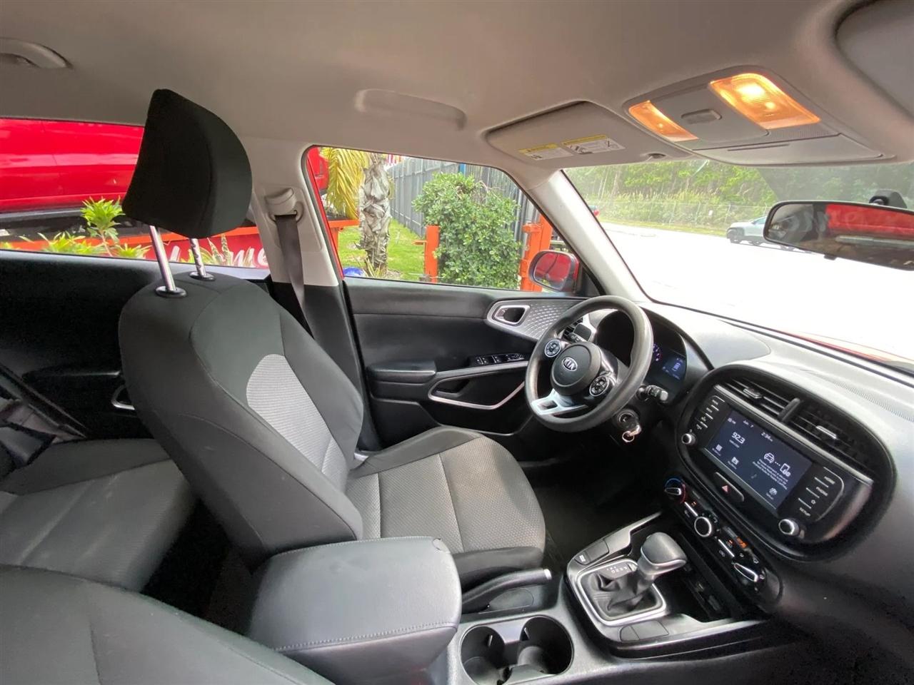 Kia Soul LX CVT 2020