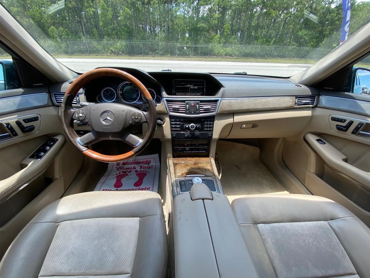 Mercedes-Benz E-Class E350 Sedan 4MATIC 2010