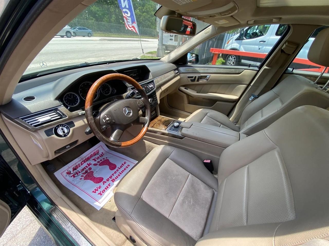 Mercedes-Benz E-Class E350 Sedan 4MATIC 2010