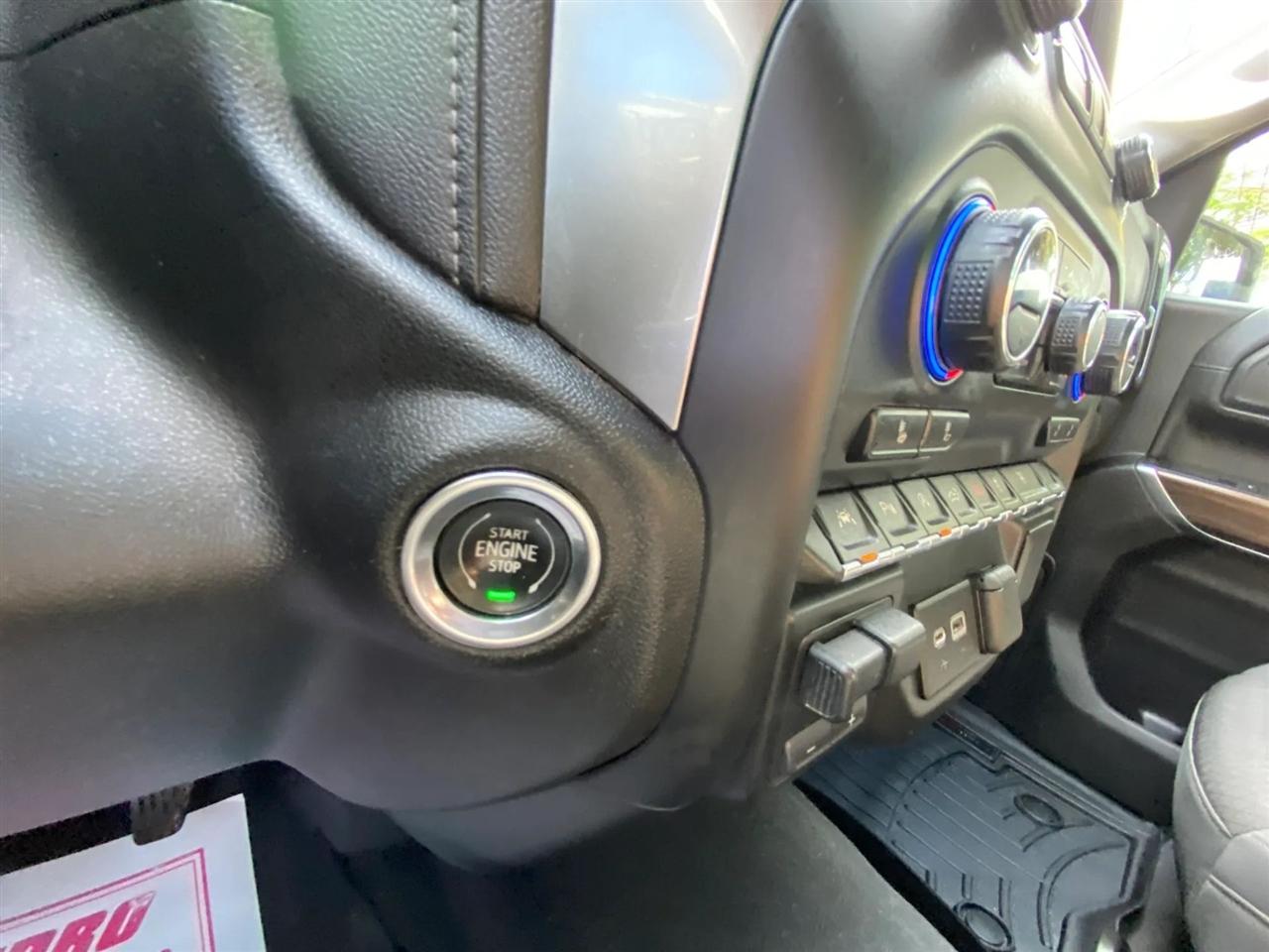 Chevrolet Silverado 1500 LT Crew Cab 4WD 2020