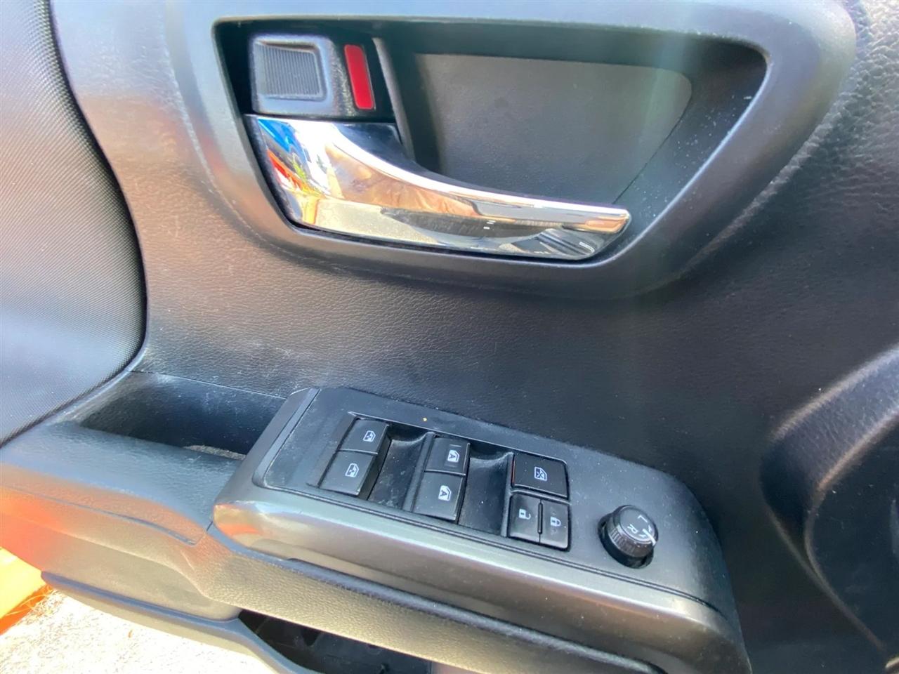 Toyota Tacoma SR5 Double Cab Super Long Bed V6 6AT 2WD 2019