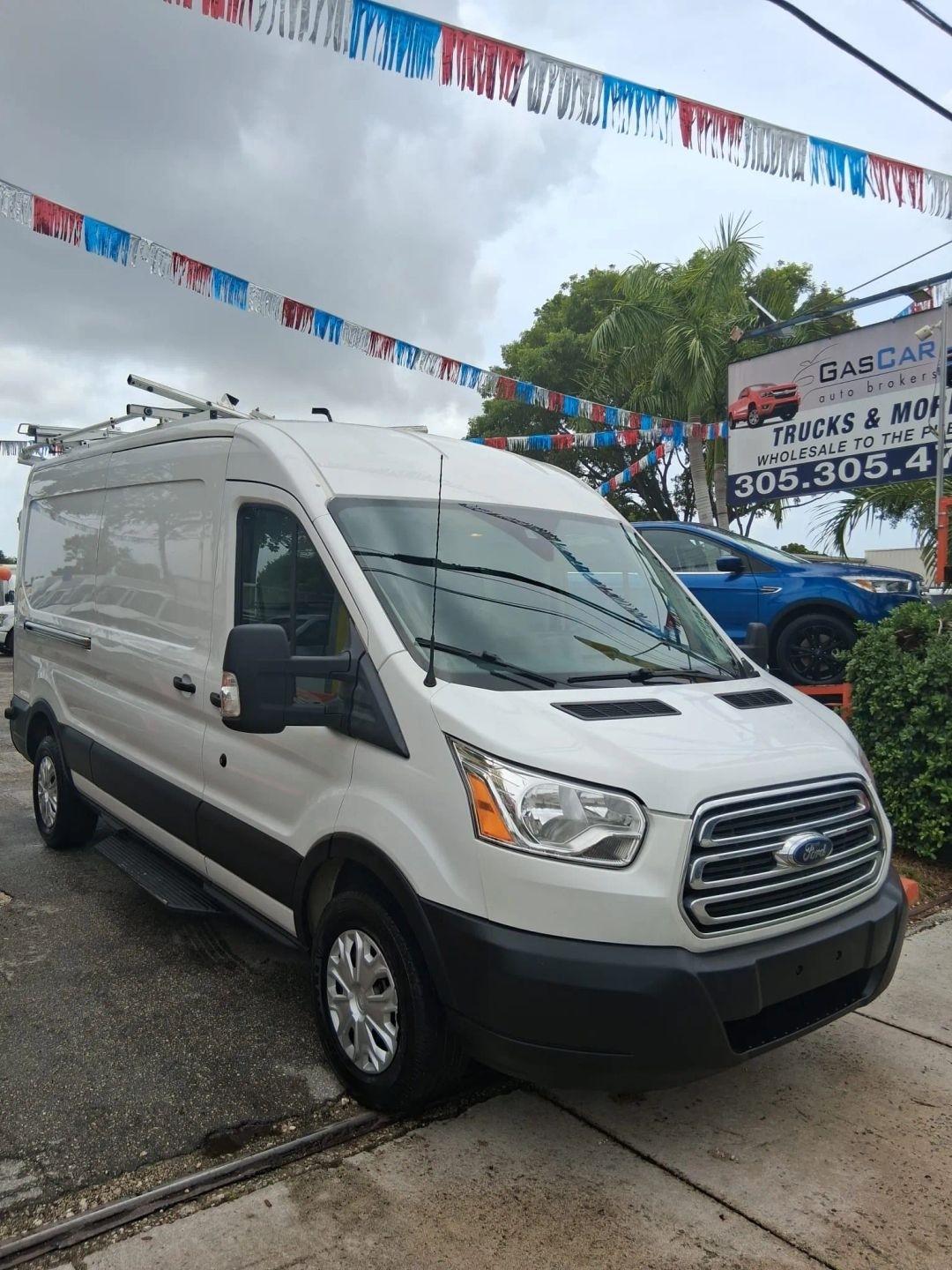 2019 Ford Transit 350 Van Med. Roof w/Sliding Pass. 148-in. WB