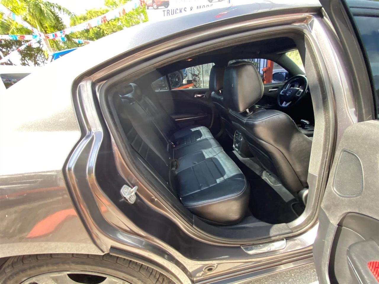 Dodge Charger SXT 2014