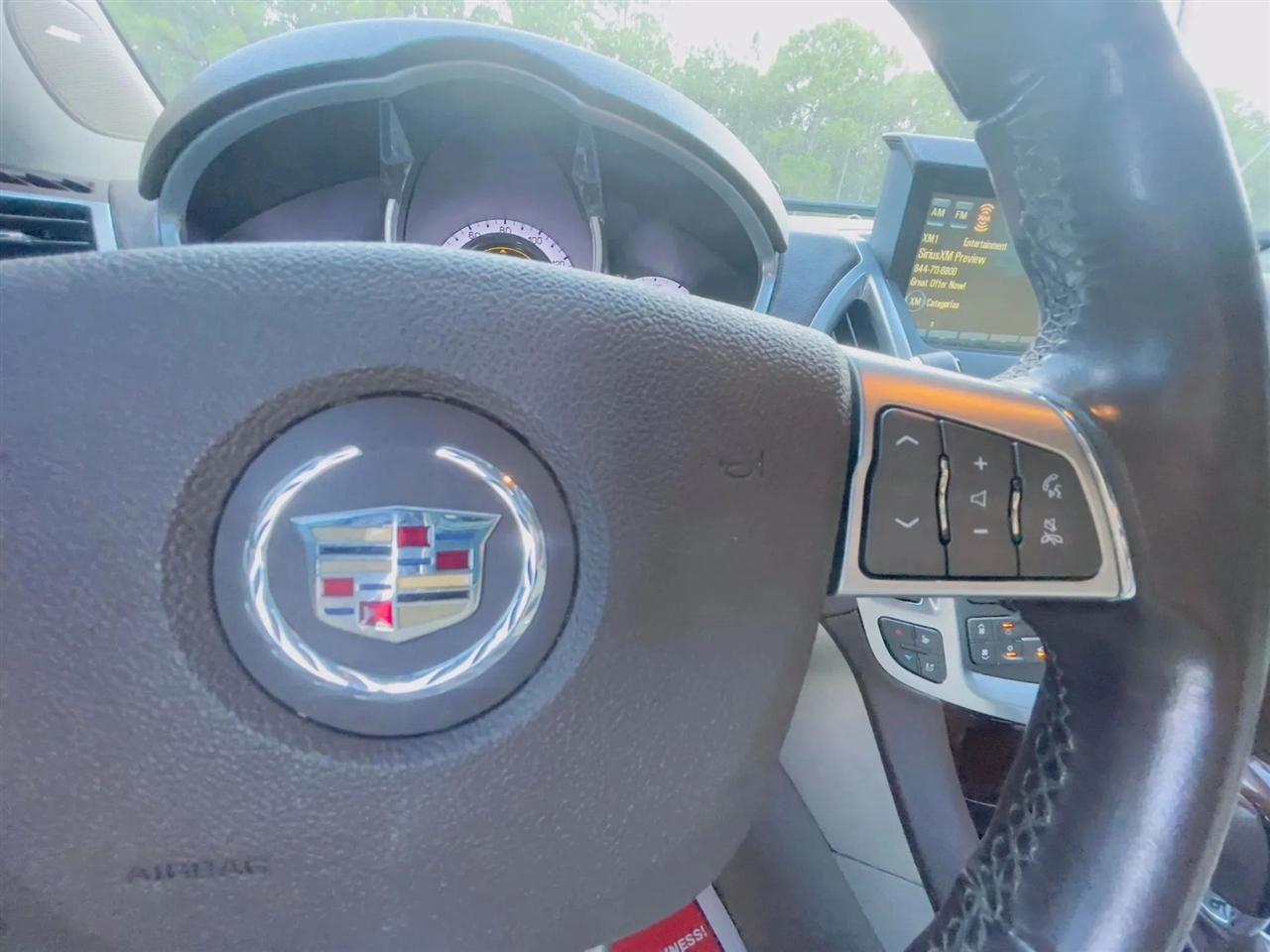 Cadillac SRX Premium Collection 2011