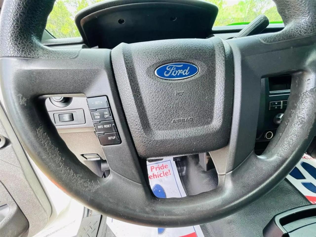 Ford F-150 XL 8-ft. Bed 2WD 2012
