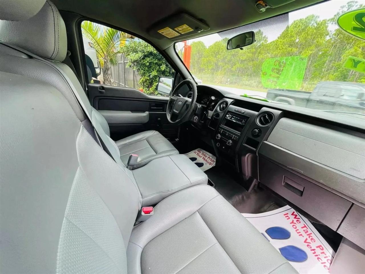 Ford F-150 XL 8-ft. Bed 2WD 2012