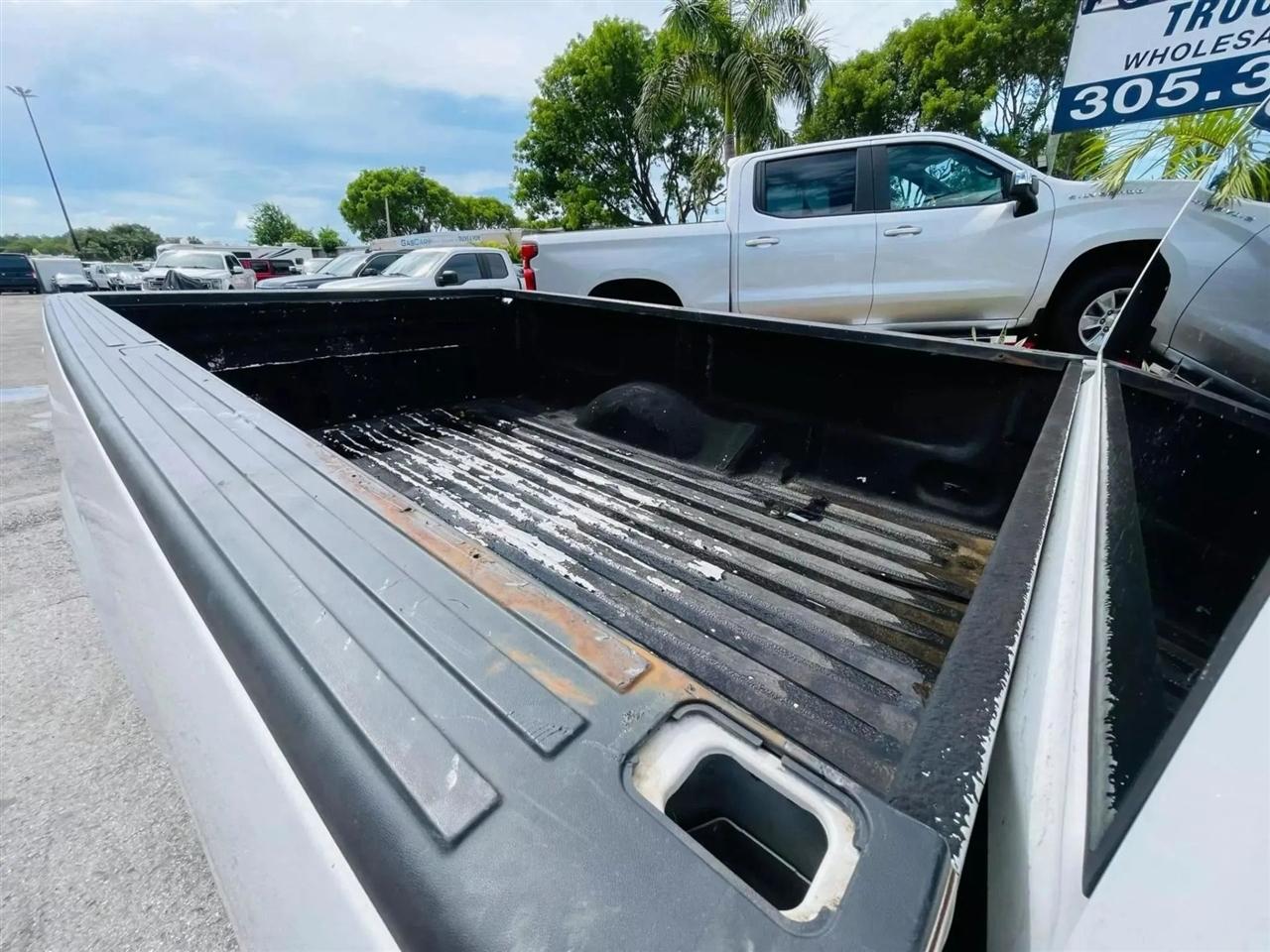 Ford F-150 XL 8-ft. Bed 2WD 2012