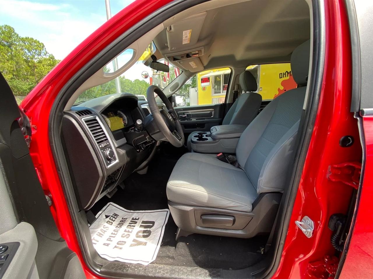 RAM 1500 Classic Tradesman Crew Cab LWB 2WD 2019