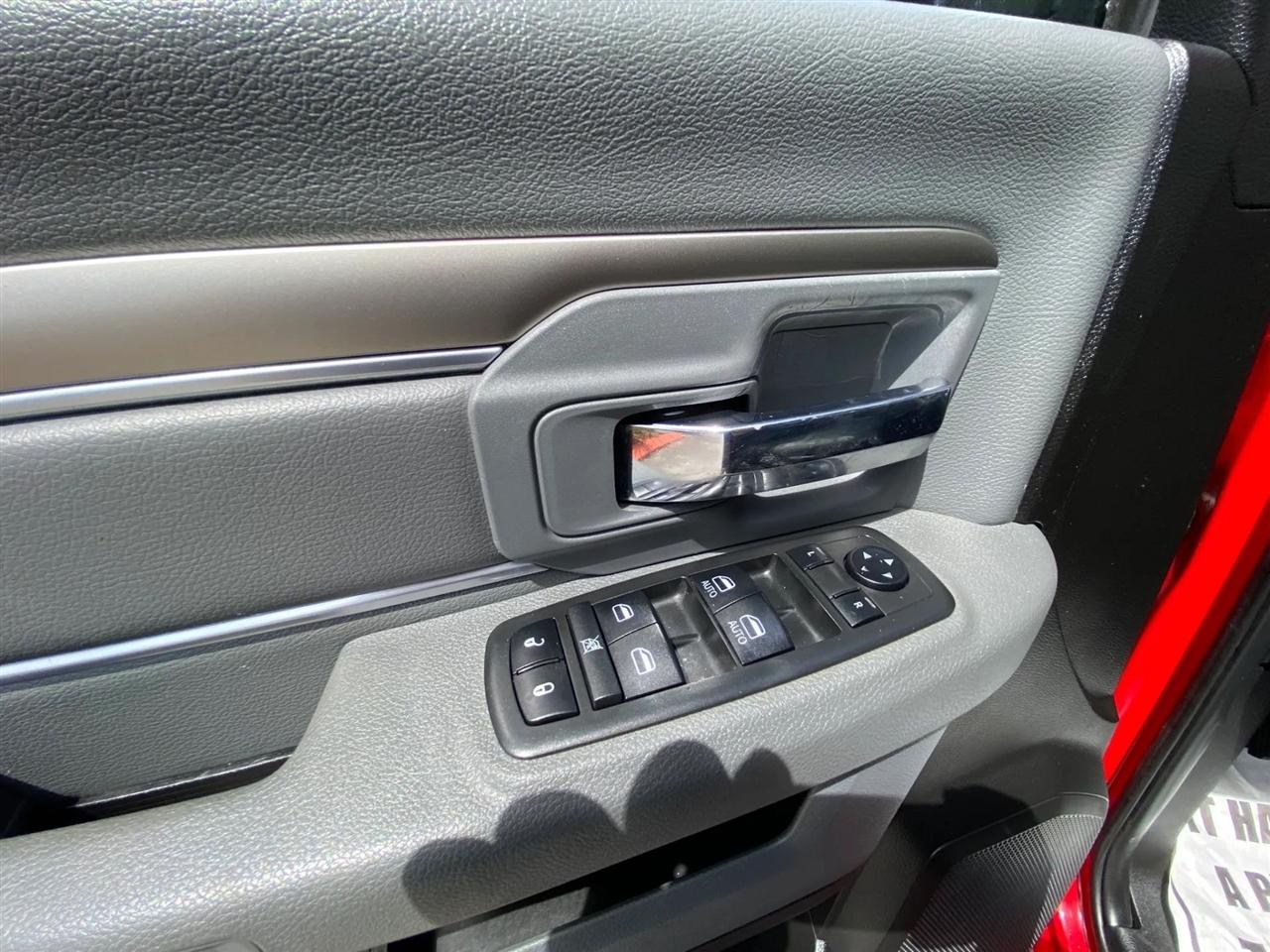RAM 1500 Classic Tradesman Crew Cab LWB 2WD 2019