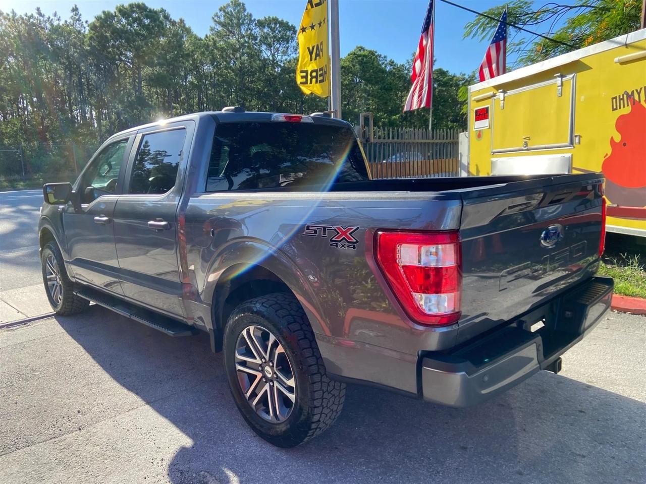 Ford F-150 XL SuperCrew 5.5-ft. Bed 4WD 2021