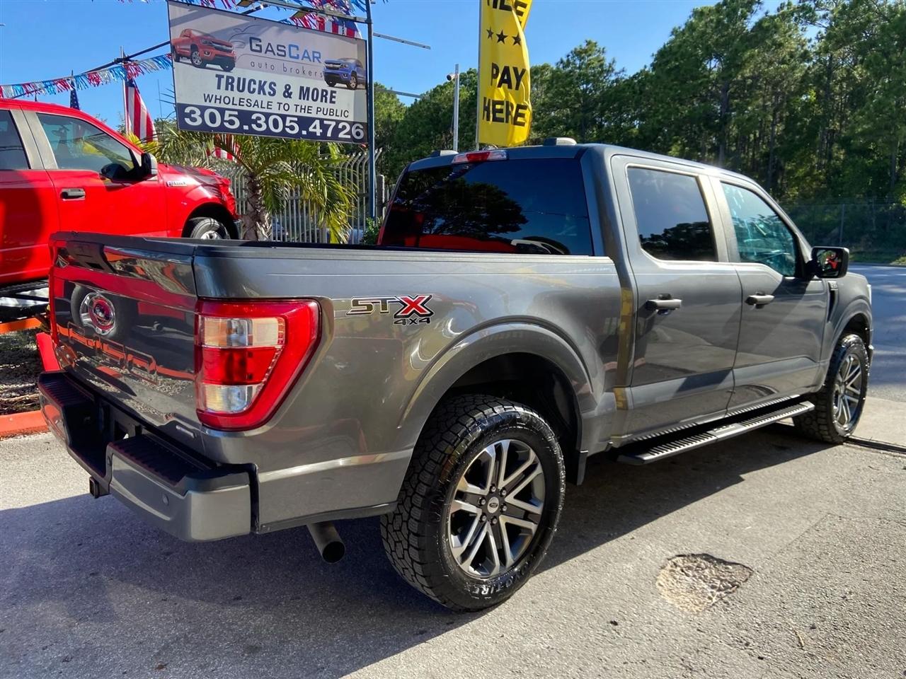 Ford F-150 XL SuperCrew 5.5-ft. Bed 4WD 2021
