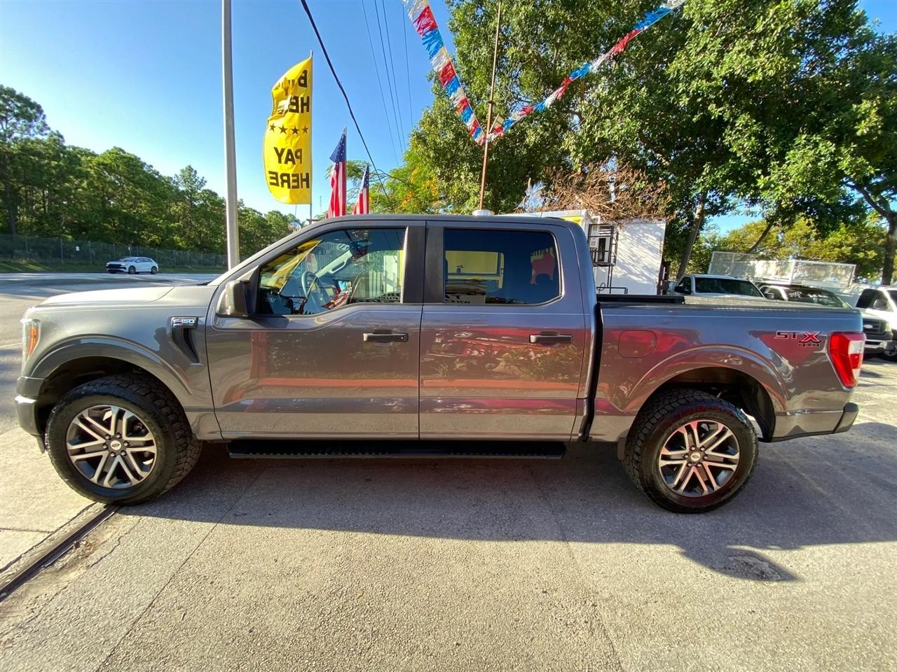 Ford F-150 XL SuperCrew 5.5-ft. Bed 4WD 2021