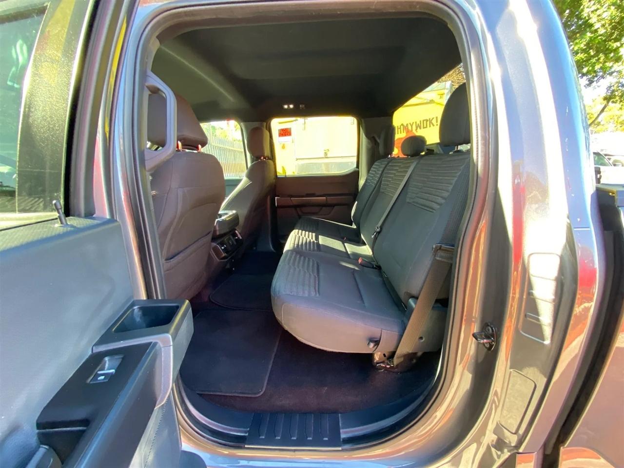 Ford F-150 XL SuperCrew 5.5-ft. Bed 4WD 2021