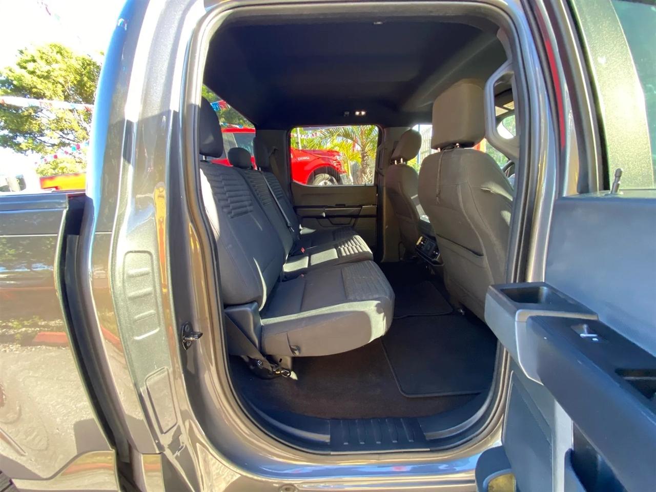 Ford F-150 XL SuperCrew 5.5-ft. Bed 4WD 2021