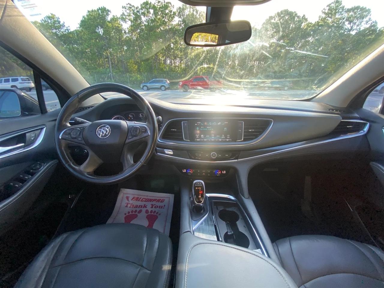 Buick Enclave Essence FWD 2018