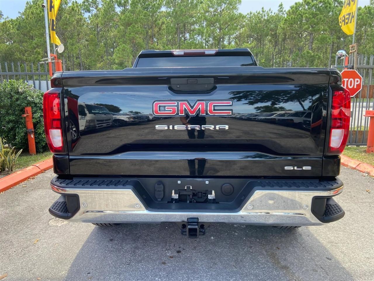 GMC Sierra 1500 SLE Crew Cab Short Box 2WD 2020