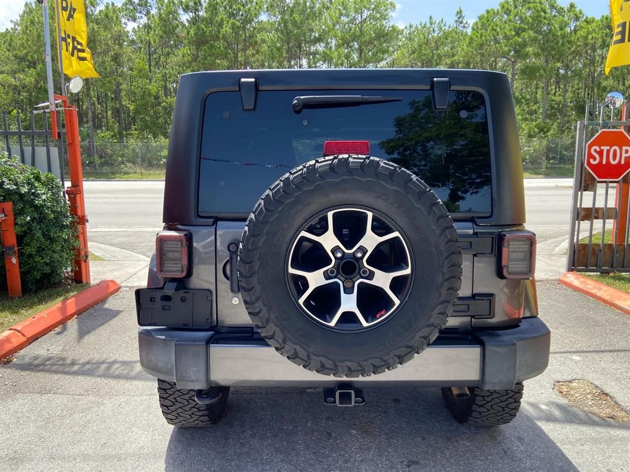 Jeep Wrangler Unlimited Sahara 4WD 2016