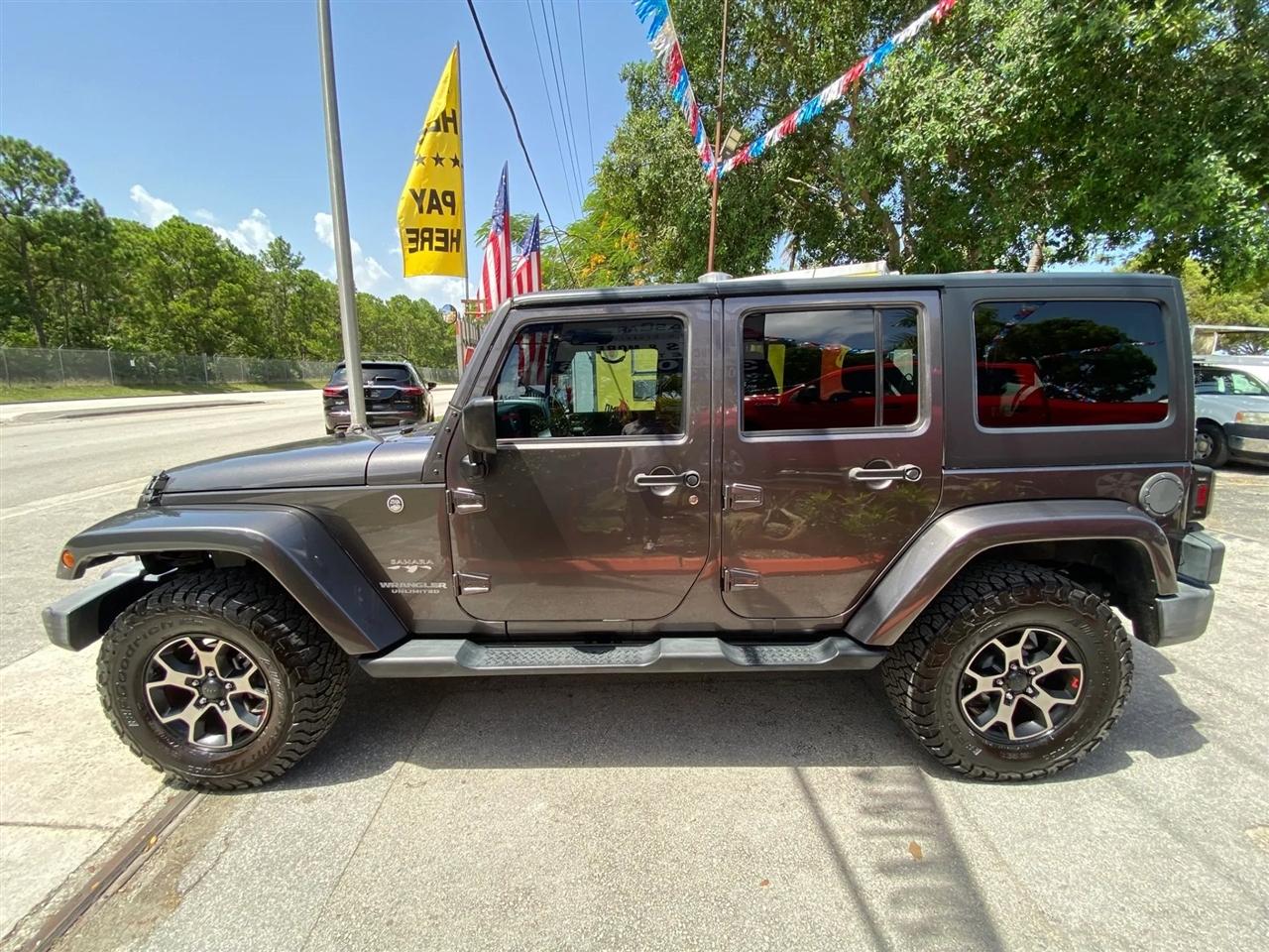 Jeep Wrangler Unlimited Sahara 4WD 2016