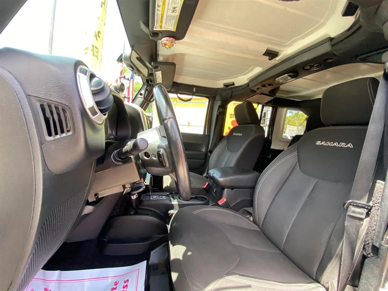 Jeep Wrangler Unlimited Sahara 4WD 2016