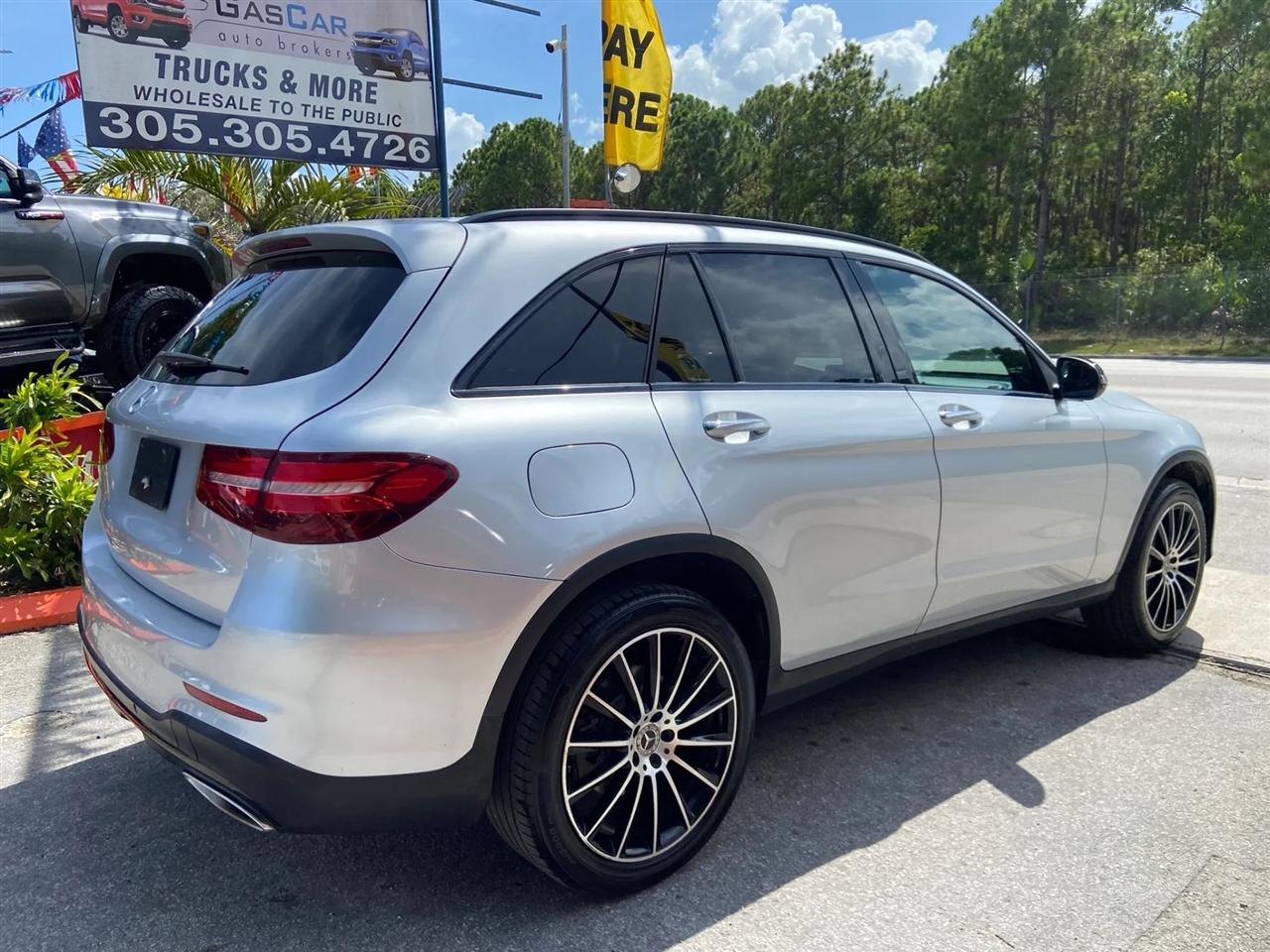 Mercedes-Benz GLC-Class GLC300 2019