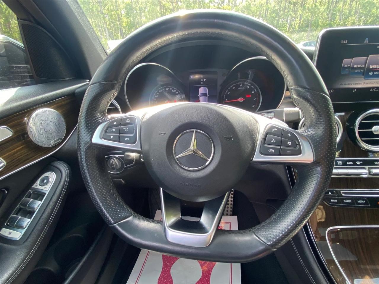Mercedes-Benz GLC-Class GLC300 2019